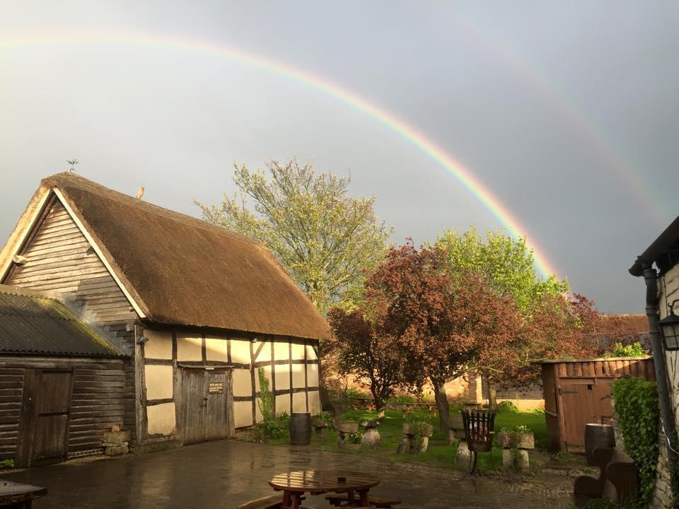 The Fleece Inn Bretforton Extérieur photo
